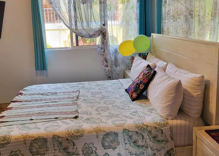 Ocean Front With Pool, Private And Dock Hotel San Pedro (Ambergris Caye)